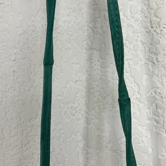 Free People X Cut and paste Los Angeles Embroidered Fringe Crossbody Leather - Picture 5 of 11